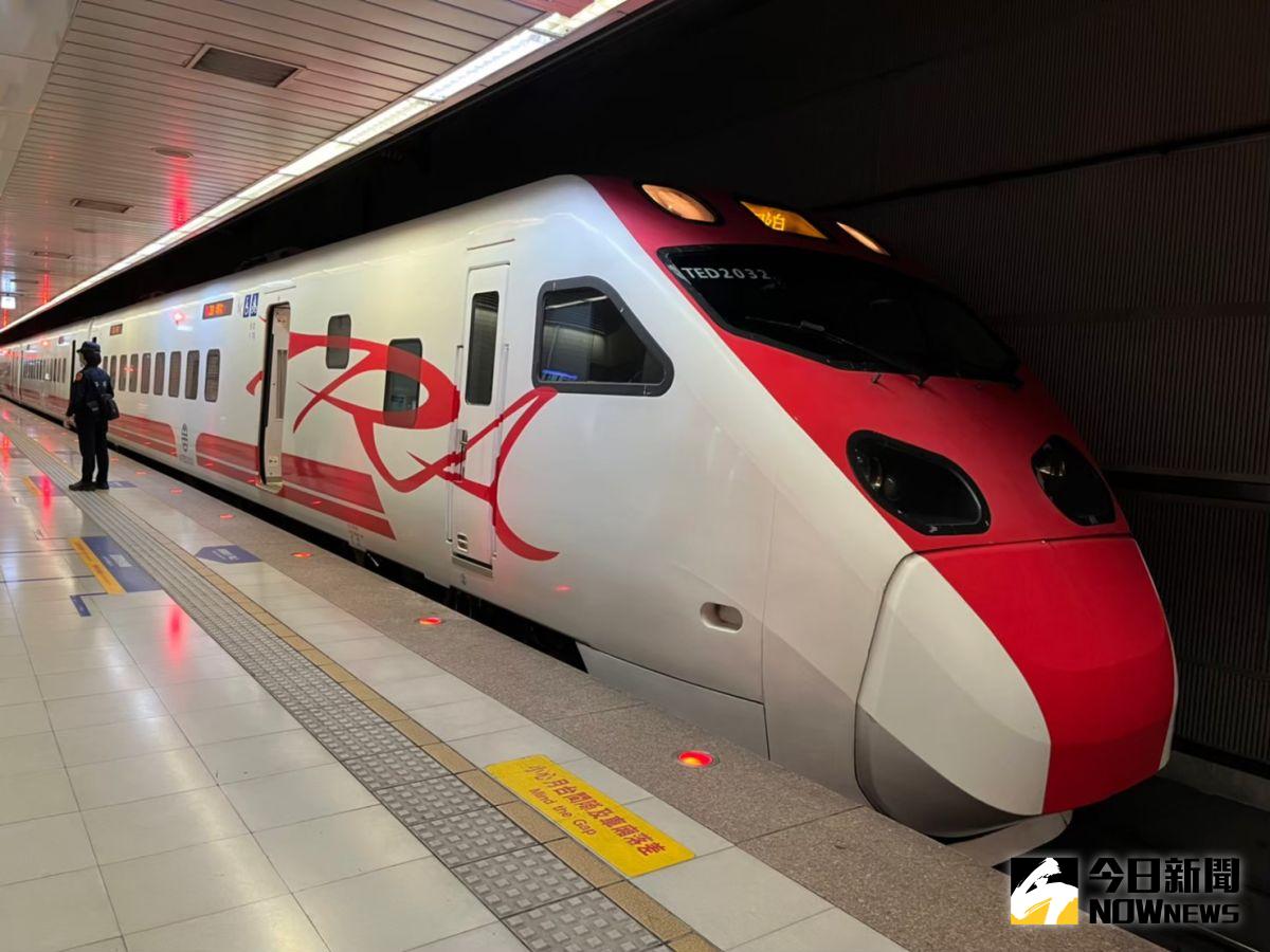 ▲台鐵產業工會指出，資方未全面調薪，更非薪資結構調整，基層眼中台鐵只是要進行輿論戰，不是想徹底地解決低薪問題。（圖／記者吳嵩浩攝）