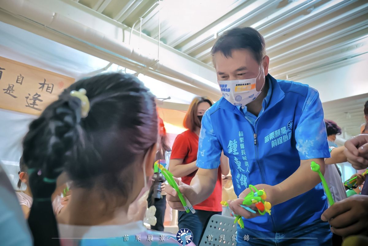 ▲國民黨苗栗縣議長鍾東錦執意參選下屆苗栗縣長，網路聲量領先群雄。（圖／翻攝自鍾東錦臉書粉絲團）