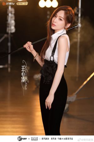 ▲王心凌在《乘風破浪》呈現多樣舞台,讓現場宛如一場演唱會。(圖/《乘風破浪》微博) ▲王心凌在《乘風破浪》呈現多樣舞台,讓現場宛如一場演唱會。(圖/《乘風破浪》微博)
