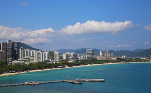 ▲29歲以下的人入境中國的遊客數跟入境韓國的遊客數，韓國還是贏中國，顯見會去中國遊玩的主要的客群，對中老年族群與熟齡團客比較具備吸引力。（圖／美聯社／達志影像）