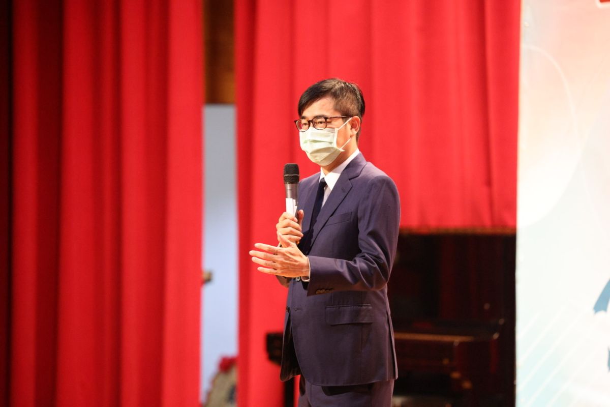 ▲陳其邁感謝各地員警徹夜未眠，全力緝凶。（圖／ 高市府提供）