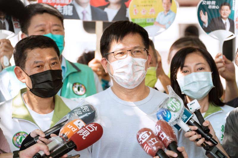 ▲林佳龍以「新北大翻新」為競選主軸,要凸顯新北市升格後,國民黨長期執政下的停滯發展。(圖/林佳龍辦公室提供)