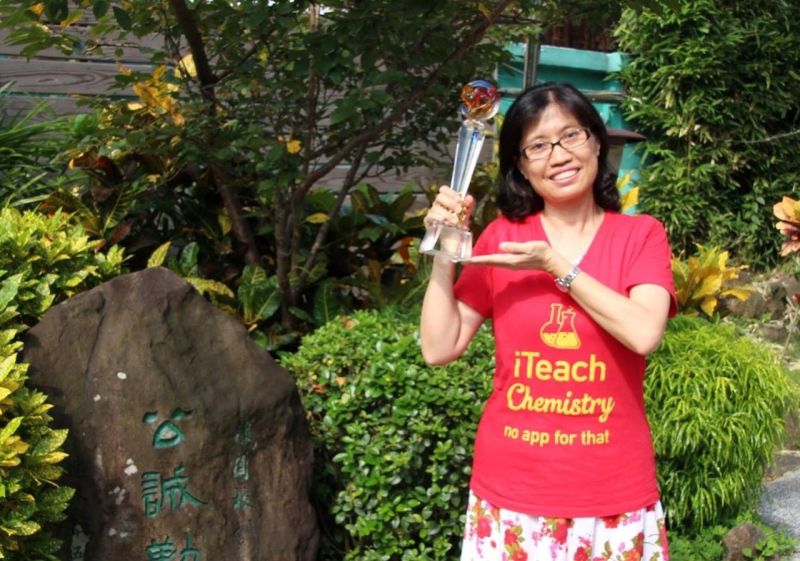 高中女教師首位化學博士　周芳妃讓學生發揮科技女力
