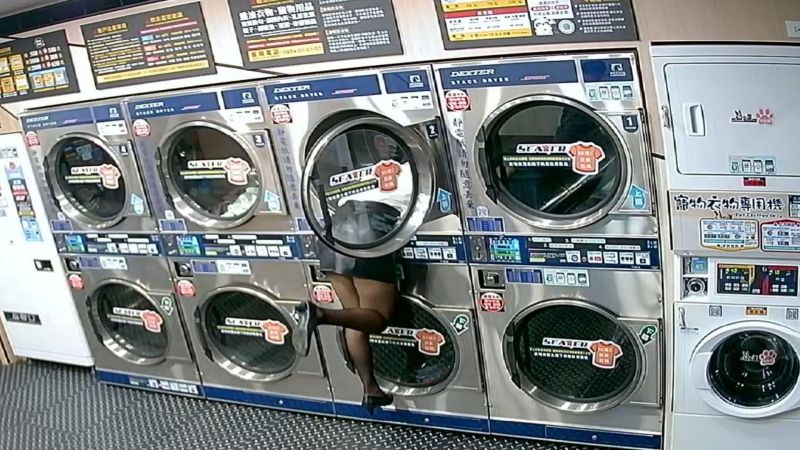 ▲有洗衣店業者抱怨,店內被當成攝影棚拍攝,更被女子直接爬進烘衣機裡面。(圖/我是萬華人)