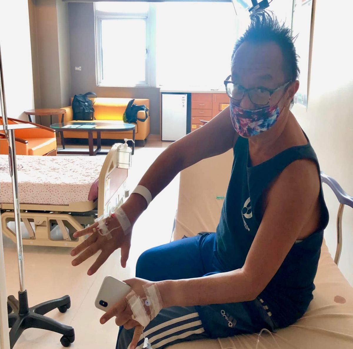 ▲黃大煒親曝心臟不適，治療後已經返家休養。（圖／翻攝黃大煒FB）