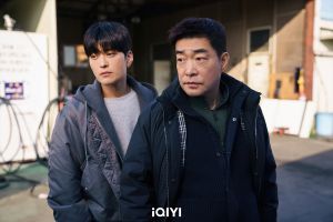 ▲劇中,孫賢周(右)跟張勝祖說最佳搭檔。(圖/愛奇藝國際站) ▲劇中,孫賢周(右)跟張勝祖說最佳搭檔。(圖/愛奇藝國際站)