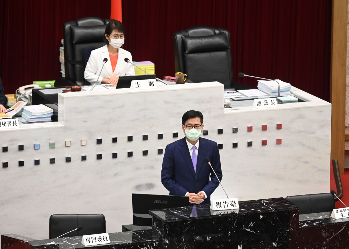 ▲高雄市長陳其邁就任兩年13個「六都第一」，陳其邁感性表示，人民有需要的地方，服務就在那裡，高雄是我們的故鄉，建設不分藍綠超越黨派。(圖／高市府提供)