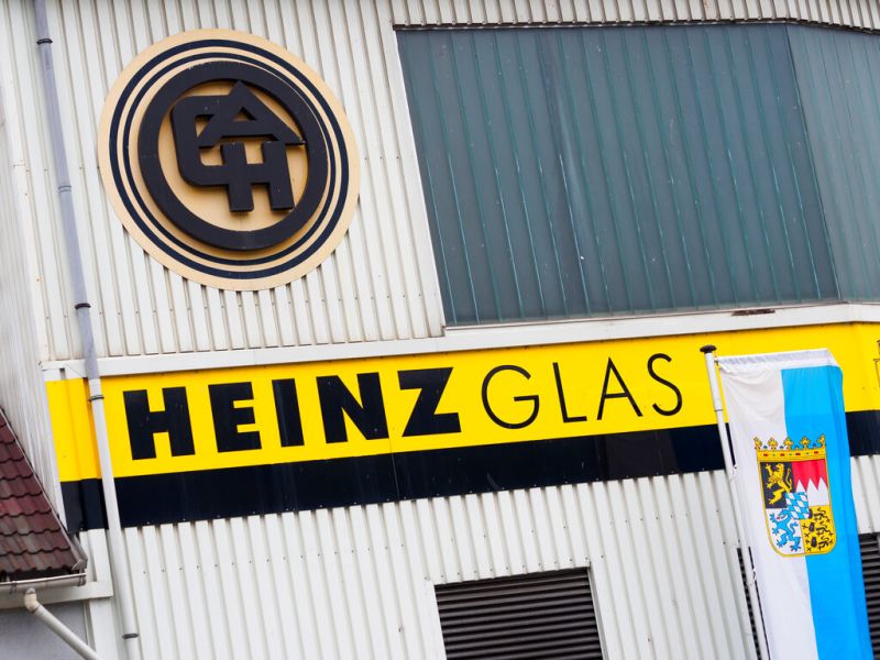 ▲德國亨氏玻璃（Heinz-Glas）是世界最大的香水玻璃瓶製造商之一。（圖／美聯社／達志影像）