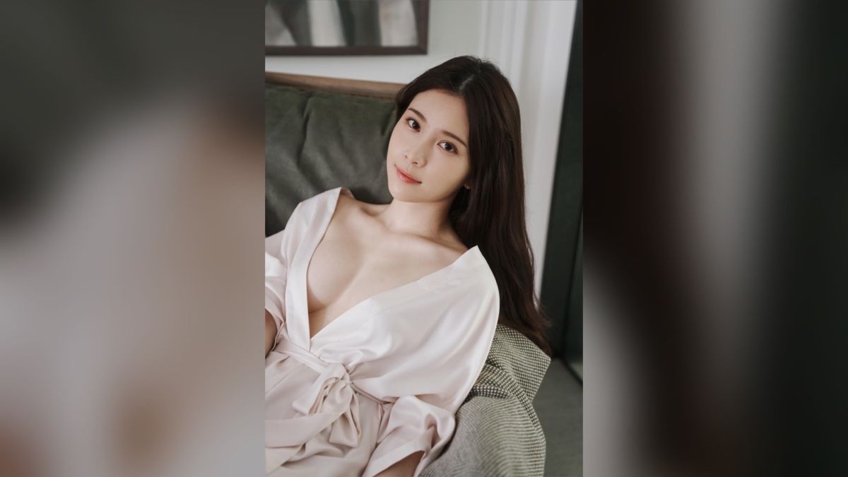 ▲鄭家純擁有火辣身材和甜美臉蛋，深受不少粉絲喜愛。（圖／翻攝自鄭家純臉書）