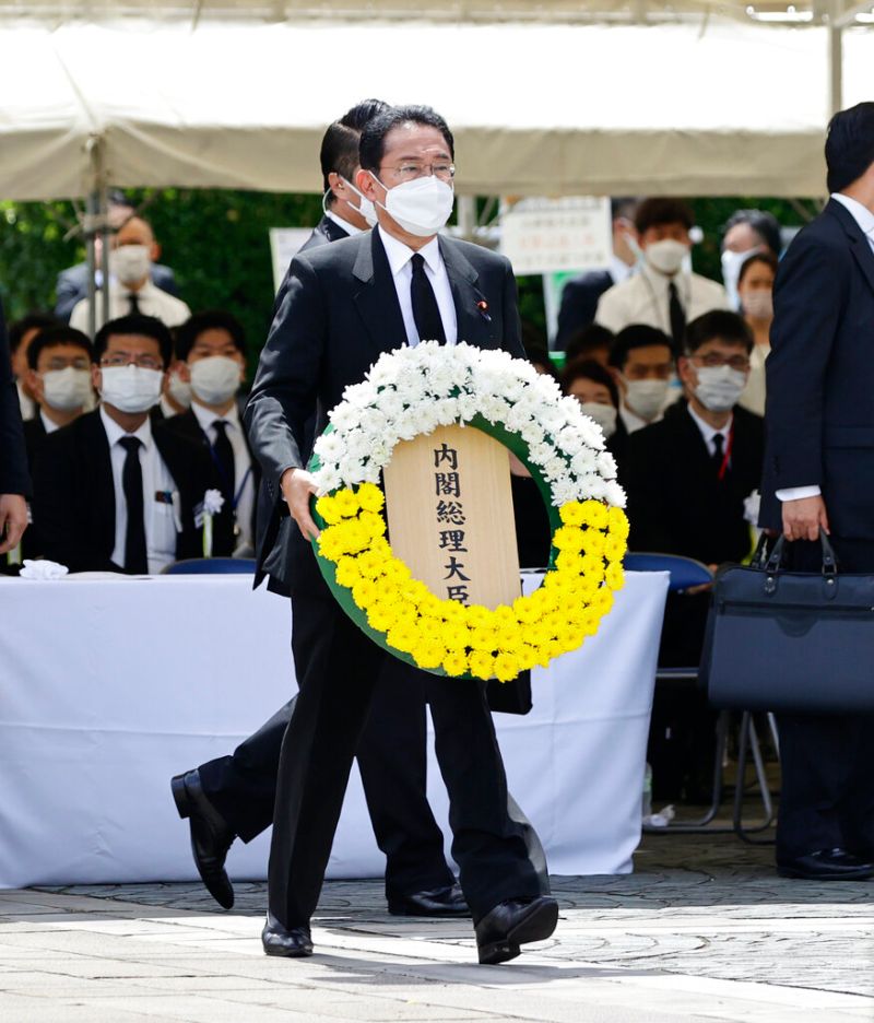 ▲日本長崎今天迎接遭原子彈轟炸的77週年紀念日，日本首相岸田文雄說，絕不重蹈77年前那一天慘禍的覆轍，「讓長崎成為最後的原爆地」。（圖／美聯社／達志影像）