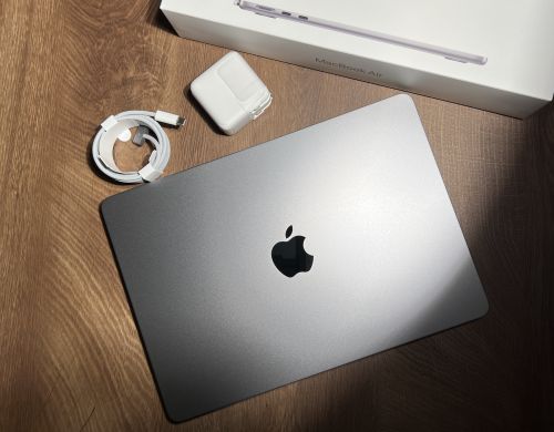 ▲M2 MacBook Air。(圖／記者周淑萍攝)