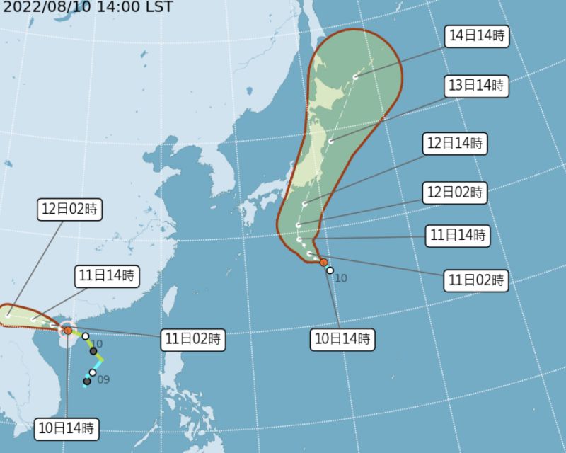 ▲第7號颱風木蘭（左）將逐漸登陸海南島，預計最快明天就會減弱為熱低壓。而另一個熱帶性低氣壓（右上）則是最快明天發展成為第8號颱風米雷，但兩者對台灣都沒有影響。（圖／翻攝中央氣象局官網）