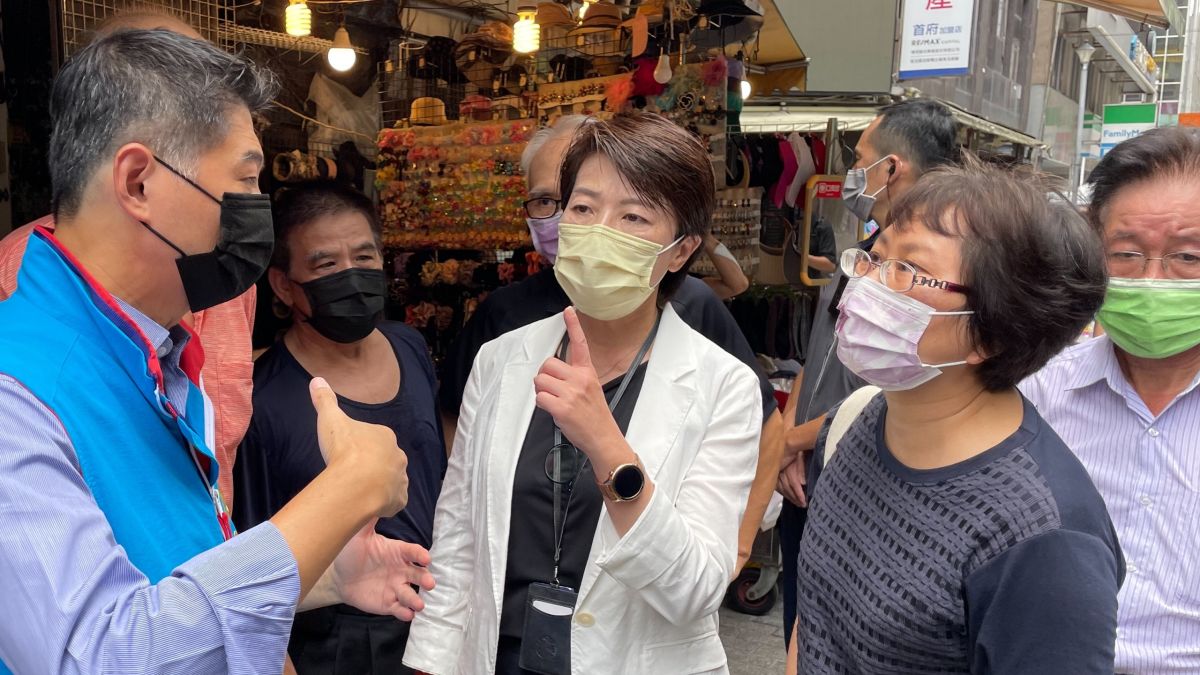 ▲台北市副市長黃珊珊11日為前同事、「頭號柯黑」民進黨台北市議員王世堅叫屈，認為他是個個性耿直、說話有勇氣的人。（圖／黃珊珊辦公室提供）