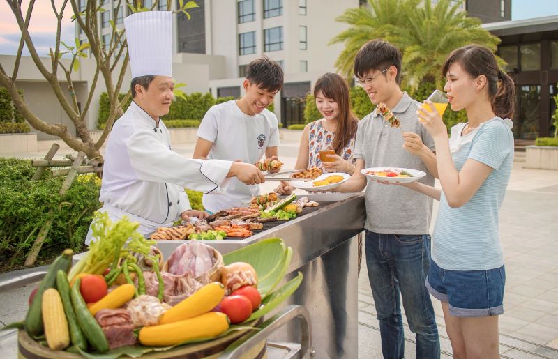 台南飯店業者推中秋露天趴及夯肉組 還有減糖月餅好健康