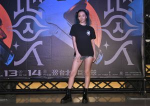 ▲▼王陽明(上圖,下起)、吳卓源、ØZI、J.Sheon到場力挺。(圖/本色音樂) ▲▼王陽明(上圖,下起)、吳卓源、ØZI、J.Sheon到場力挺。(圖/本色音樂)