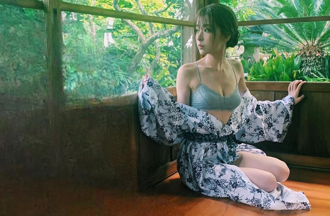 ▲木村葉月首拍性感寫真。（圖／木村葉月IG）