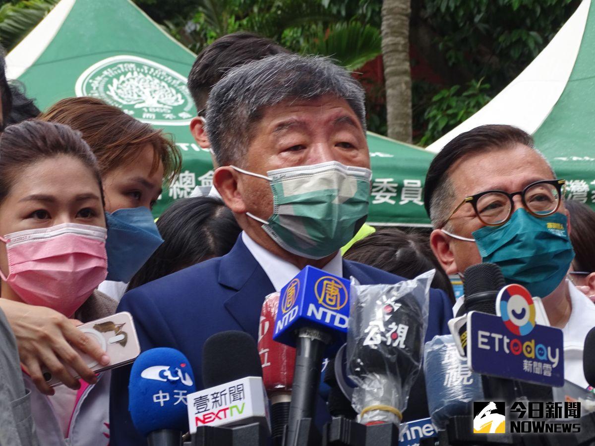 ▲網傳嗆里長要有腦袋，民進黨台北市長參選人陳時中否認，並喊話選舉不該抹黑。(圖／記者呂炯昌攝，2022.08.14)