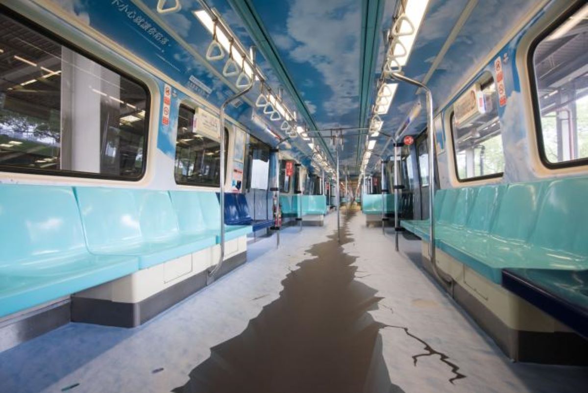 ▲有男乘客搭乘捷運時，表示會刻意避開「1類人」，而引起討論。（示意圖／台北捷運臉書）