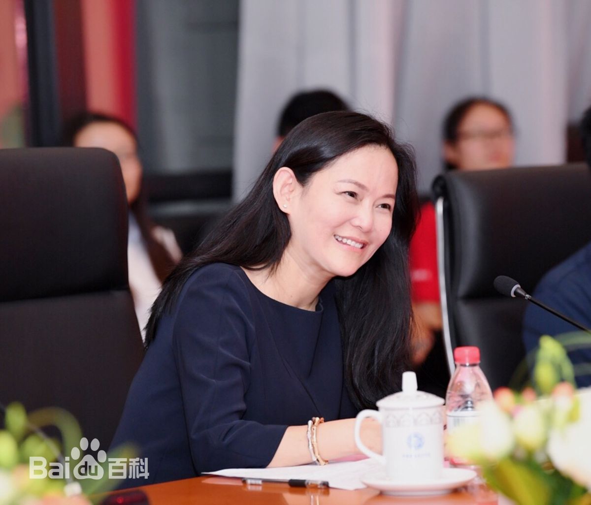 ▲中國網路搜尋引擎龍頭「百度」公司的共同創辦人馬東敏就是創辦人李彥宏在美國留學時認識的妻子，本人不僅有生物學博士學位，還是有著225億資產的中國女富豪。（圖／百度百科）