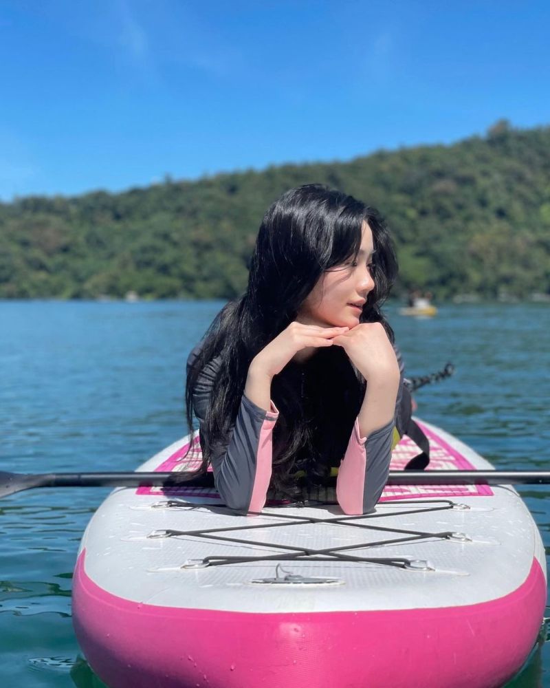 ▲Lily繼承母親優良基因，長相成熟甜美。（圖／翻攝Lily IG）