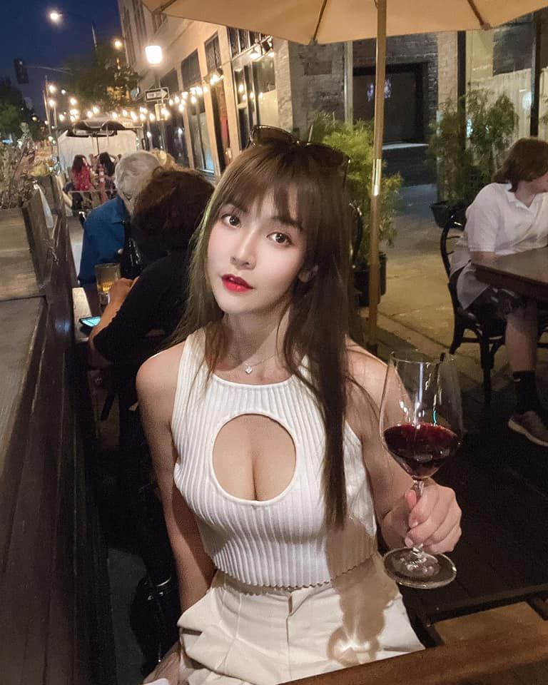 ▲黃巧綸家世好不愁沒錢，演藝工作只是玩票性質。（圖／黃巧綸FB）