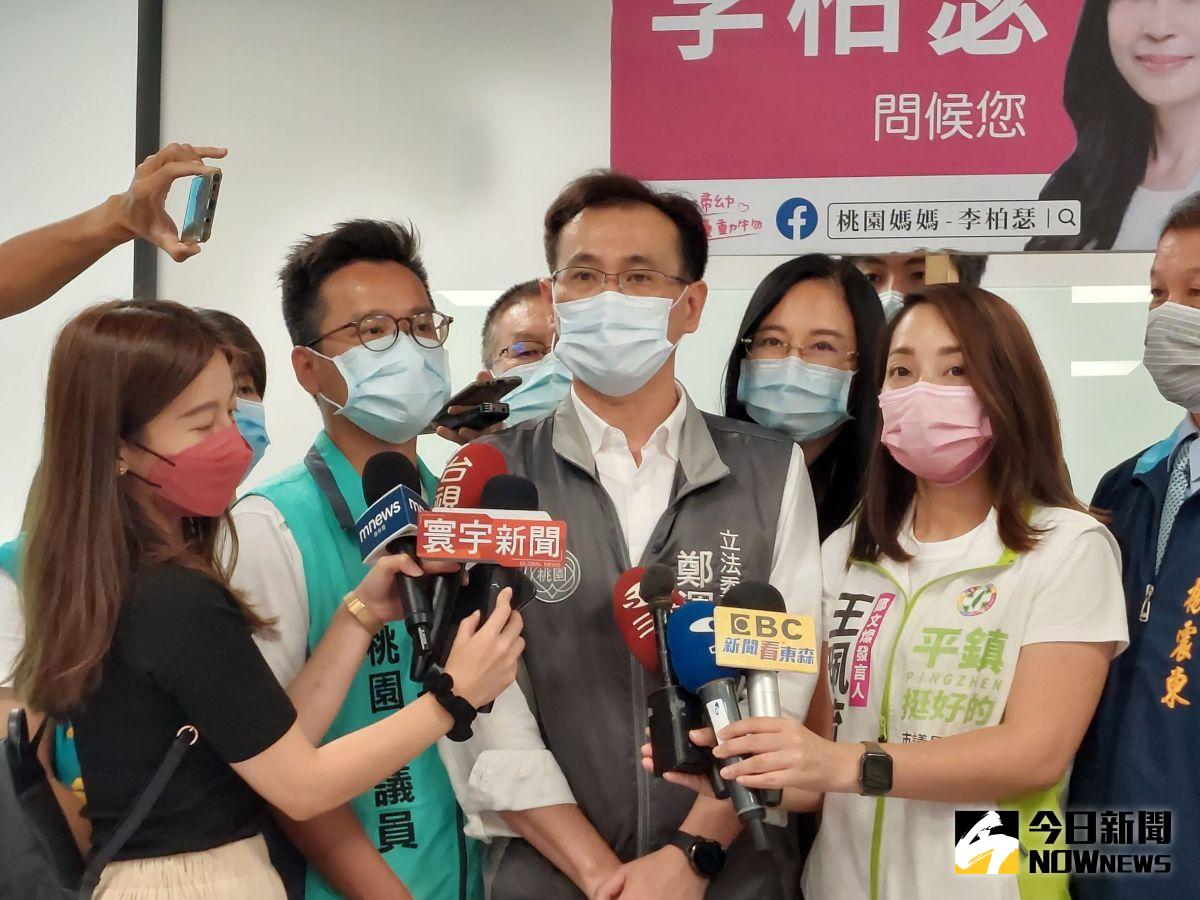 ▲碰上學長張善政，鄭運鵬表示，無論是對之前的林智堅或現在對他，都沒講過一句好話，讓他感覺好像遇到惡鄰居。（圖／記者李春台攝，2022.08.17）