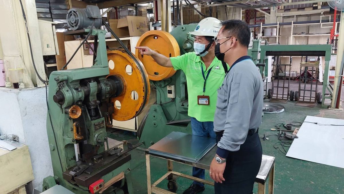 ▲調查顯示，規模較小的企業發生霸凌機會較高，又以傳統製造業的比例最高。（示意圖／資料圖片）