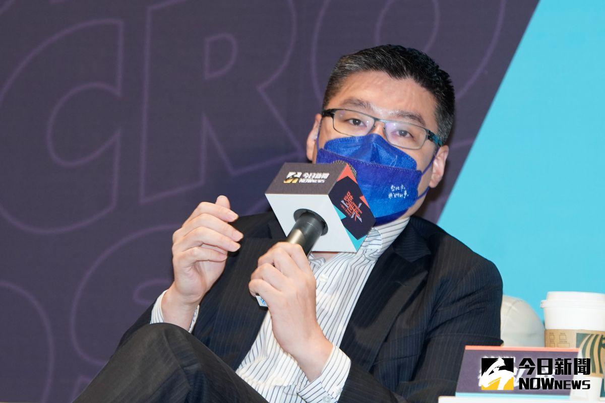 ▲傷心除夕夜！台北市國民黨議員徐弘庭今（21）日在臉書指出，自己母親在除夕下午離世，他感慨地說，「這一次的我很乖，沒有調皮搗蛋，我有一直牽著妳的手，陪妳走到最後一刻。」令人感到相當不捨。（圖／NOWnews攝影中心）