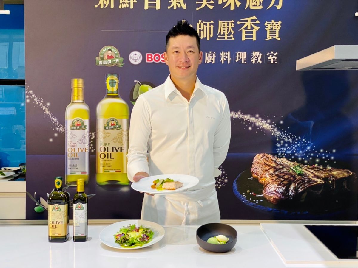 ▲後疫情時代開展自煮熱潮，在名廚大餐廳內才吃得到的星級料理也能在家做？米其林一星餐廳「Impromptu by Paul Lee」，主廚李皞應「得意的一天」之邀，為民眾示範親自設計、在家也能輕鬆動手做的3道義式家常菜；台北知名義大利餐廳Solo Pasta，主廚王嘉平J-Ping今也於Hahow好學校，首推「王嘉平的義大利餐桌」線上料理課程，在家就能實現義大利經典美味。（圖／記者蕭涵云攝）