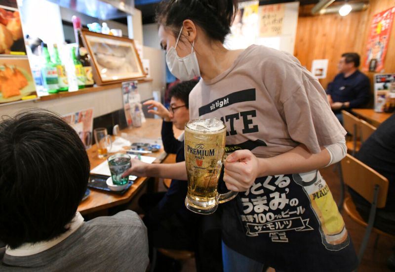 清酒萬歲！飲酒量下滑影響稅收　日本政府鼓勵多喝酒
