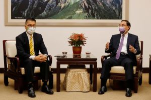 柬埔寨人口販運 蔡清祥 徐國勇 ▲內政部長徐國勇(左)、法務部長蔡清祥(右)(圖/法務部提供,2022.08.19)