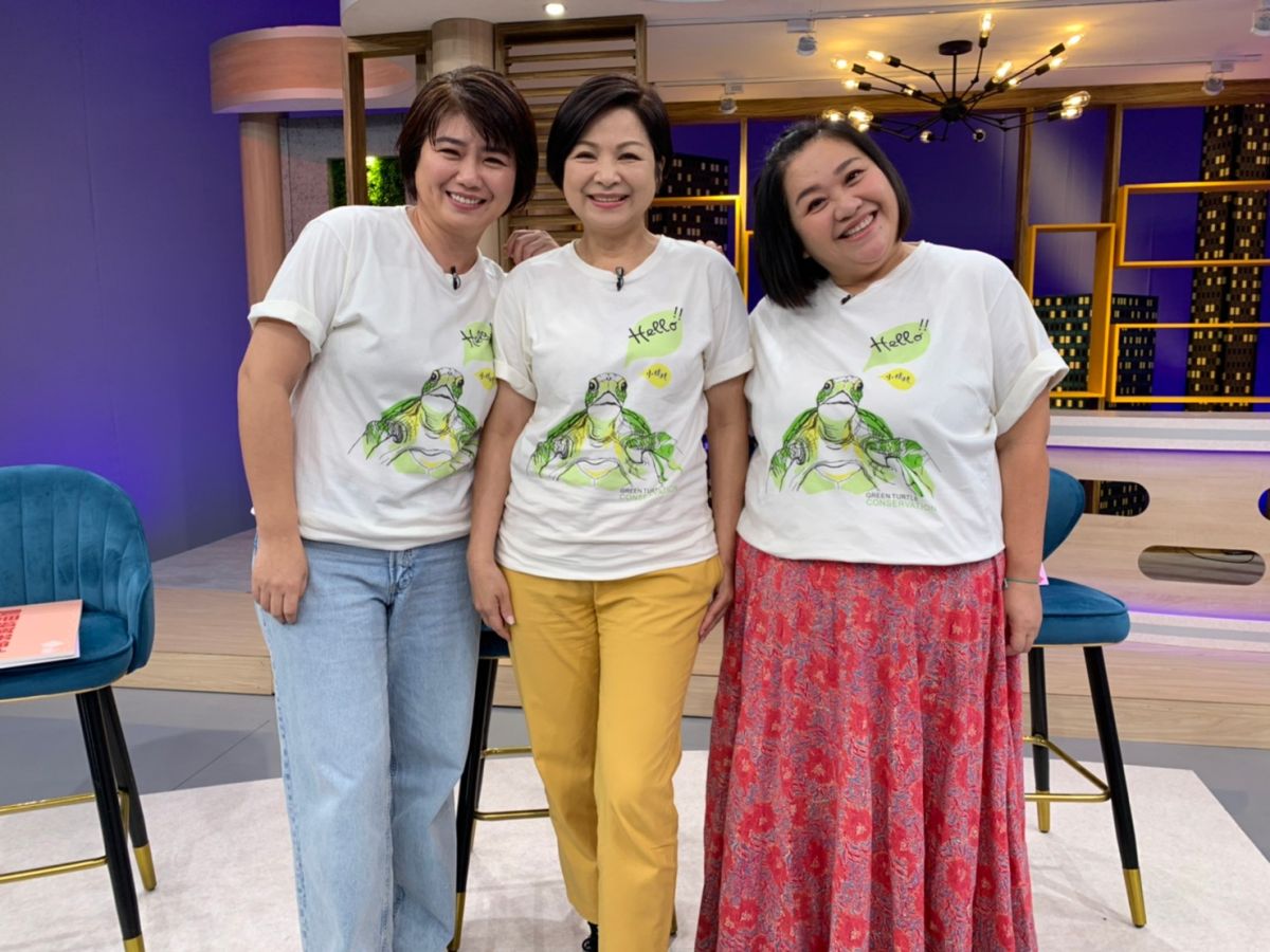 ▲嚴藝文（左起）、楊貴媚和鍾欣凌上節目《一袋女王》。（圖／衛視中文台提供）