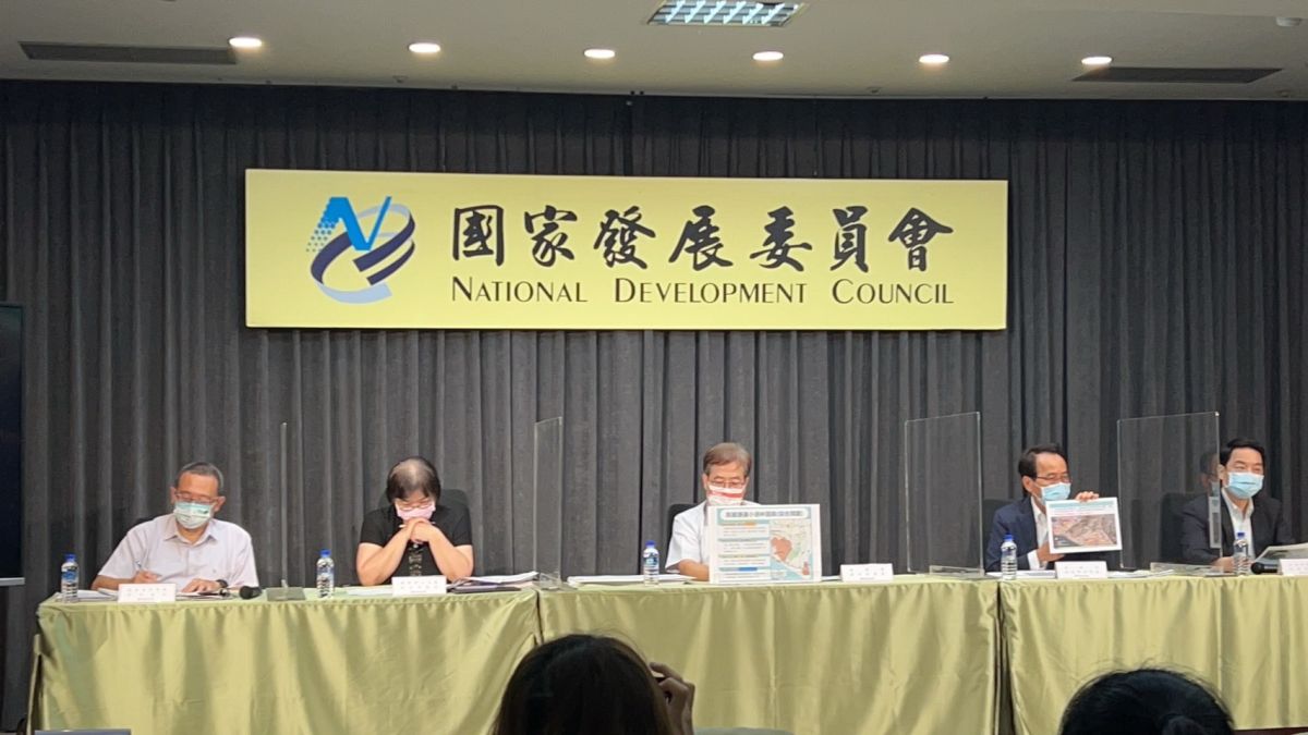 ▲行政院國發會今(22)日召開委員會議審查「高雄捷運小港林園線綜合規劃」。（圖／高市府捷運局提供）
