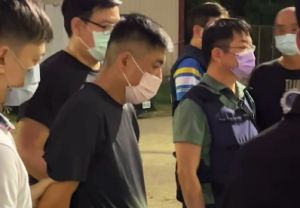 ▲台南殺警案兇嫌新竹落網。(圖/翻攝畫面) ▲台南殺警案兇嫌新竹落網。(圖/翻攝畫面)