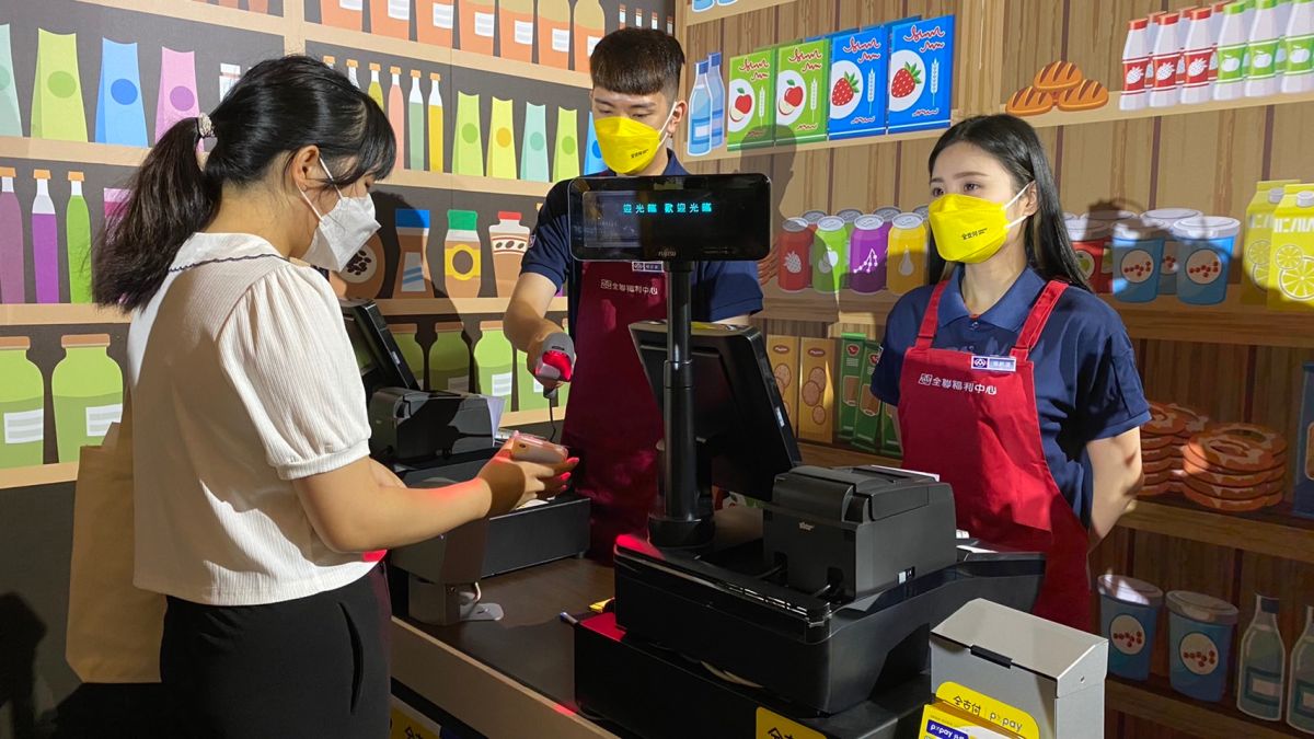 ▲全聯全支付9月1日上線，原先PX Pay用戶升級將送50元，首波不限通路消費最高回饋8%。（圖／記者黃韻文攝）