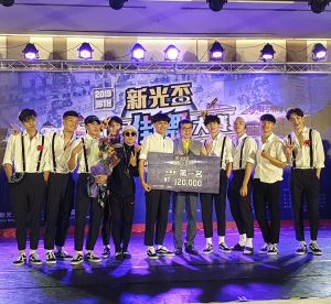 ▲林佳辰和戰友2019年獲得第16屆新光盃熱門街舞大賽社會組冠軍。（圖／林佳辰IG）