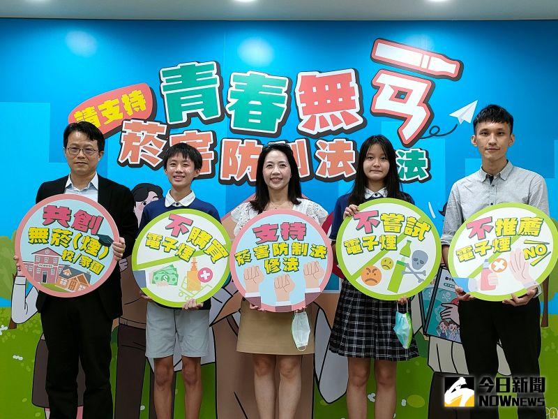 青少年吸菸率降 「電子煙」使用率卻暴增2.4倍