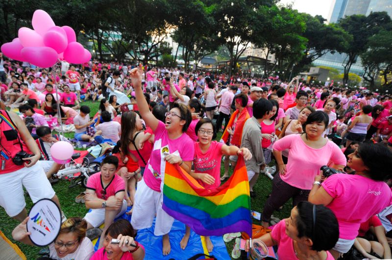 新加坡「男男性行為」除罪化　李顯龍仍不承認同志婚姻
