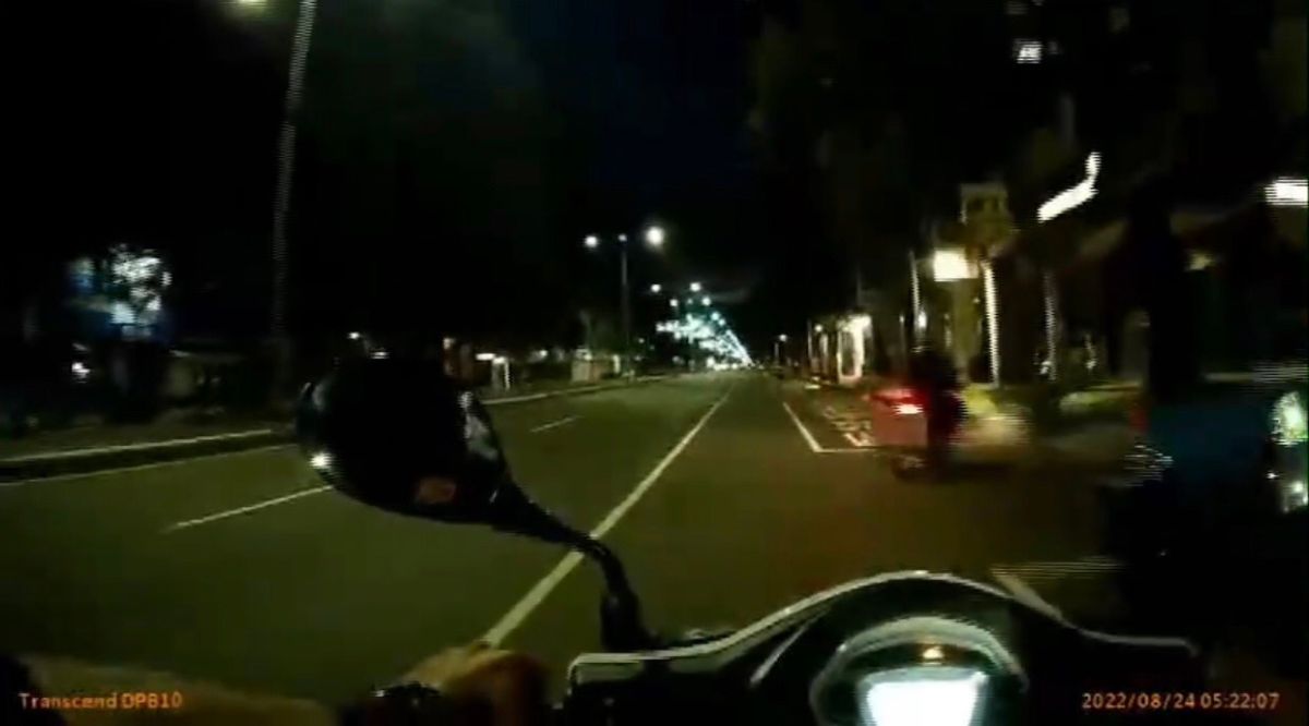 ▲陳男日前與友人聚餐吃薑母鴨後邊騎車邊抽菸於五福一路、光華一路口遭轄區凱旋路派出所巡邏員警攔查，酒測值超標。(圖／記者郭凱杰翻攝)