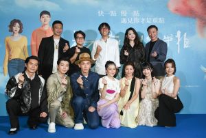 ▲柯震東出席《初戀慢半拍》首映,整個人嚴重過敏。(圖/甲上娛樂提供) ▲柯震東出席《初戀慢半拍》首映,整個人嚴重過敏。(圖/甲上娛樂提供)