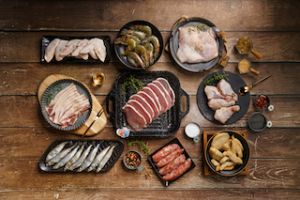 ▲奧丁丁市集攜手《農場晃晃》、《北海漁舖》推出獨家烤肉箱。（圖／奧丁丁提供）