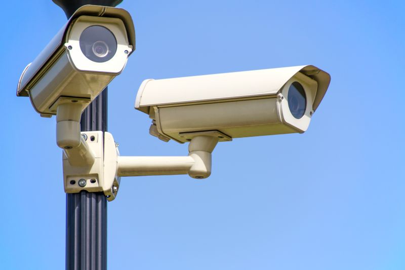 安全考量！英國指示政府機構停用中國製監視器