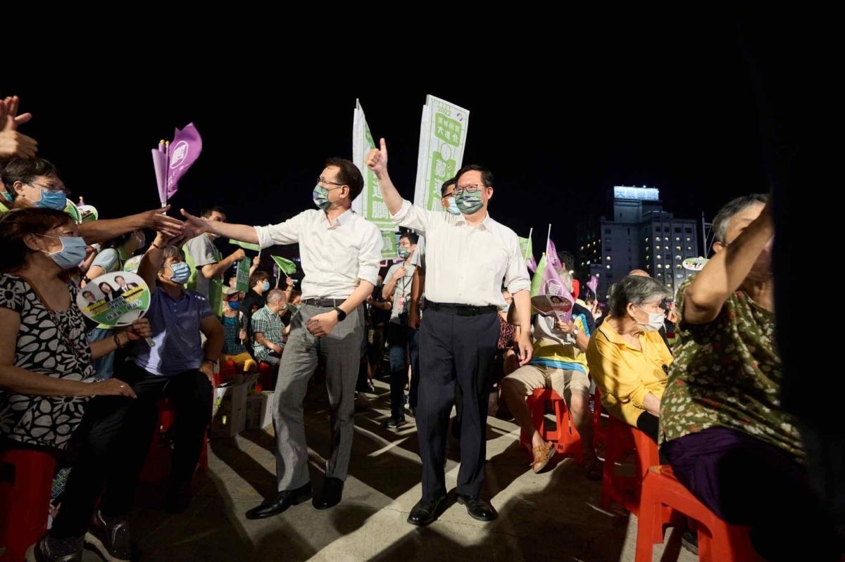 ▲鄭運鵬打趣表示，鄭文燦不能再連任，但「鄭市長」可以，自己要力拚桃園市長勝選，在鄭文燦執政基礎下，帶領桃園大進化。（圖／鄭運鵬辦公室提供）