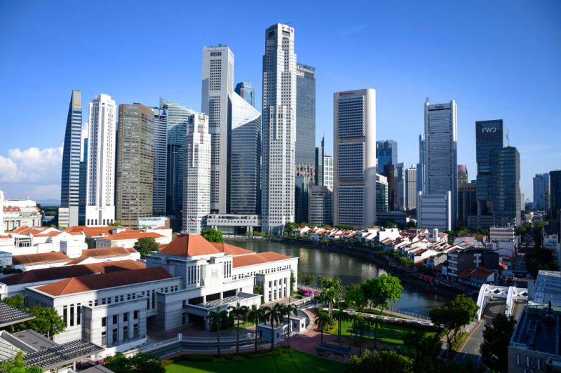新加坡通膨飆升！逾七成上班族擬要求加薪、升職