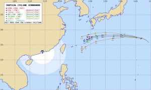 ▲目前世界各國預測軒嵐諾颱風移動路徑，短期內會慢慢往西南方轉向。（圖／翻攝網路）