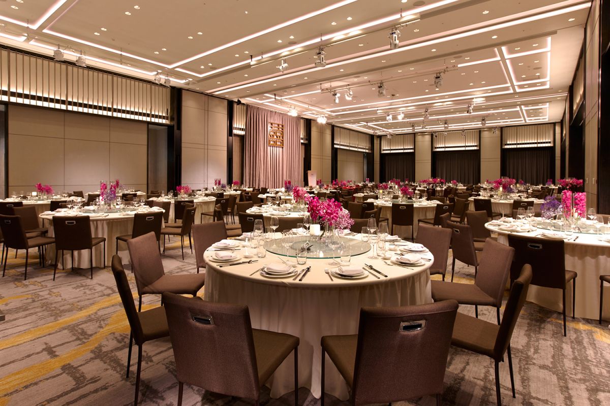 ▲人力銀行今（28）日公布數據顯示，住宿/餐飲服務業、批發/零售業、一般服務業、旅遊∕休閒∕運動業的工作數已創歷史新高，年增幅居22%至53%不等。（示意圖／NOWnews資料照）