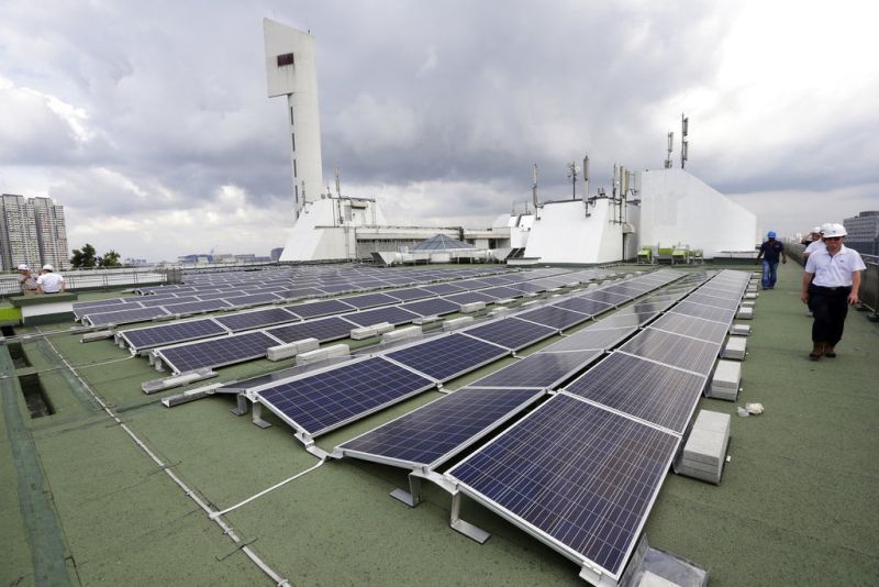 ▲新加坡希望在2050年達到「淨零排放」，其中太陽能更是扮演至關重要的角色。（圖／美聯社／達志影像）