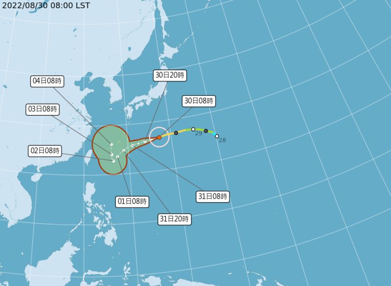▲軒嵐諾未來一天仍穩定向西移動，並會在週四到週六（9/1~9/3）最接近台灣，屆時導引氣流減弱，颱風可能會有「打轉」現象。（圖／氣象局提供）
