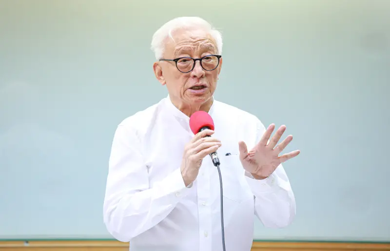 ▲聯電創辦人曹興誠日前接受節目專訪指出，國民黨不應該整天搞「一中」，大家應一同在台灣促進民主。（圖／NOWnews資料照）