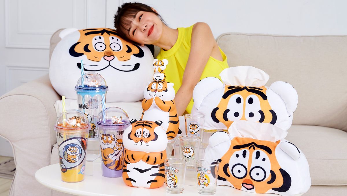 ▲7-11在中秋前夕發動胖虎快閃購，除了百元加購啤酒杯組，還有外出隨行杯、存錢桶、拍拍夜燈。（圖／7-ELEVEN提供）